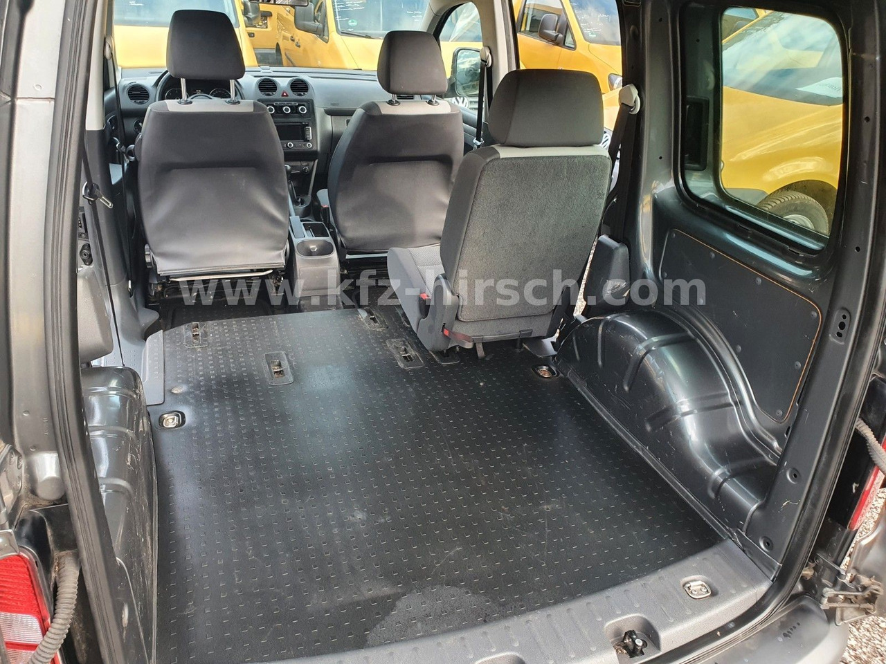 Лек автомобил Volkswagen Caddy 2.0TDI Temp Sithz NAVI Bluet. 2xSchiebetür: снимка 12