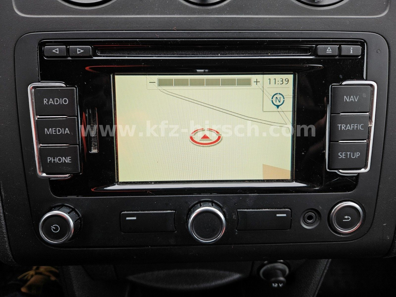 Volkswagen Caddy 2.0TDI Temp Sithz NAVI Bluet. 2xSchiebetür - Лек автомобил: снимка 5 Volkswagen Caddy 2.0TDI Temp Sithz NAVI Bluet. 2xSchiebetür - Лек автомобил: снимка 5