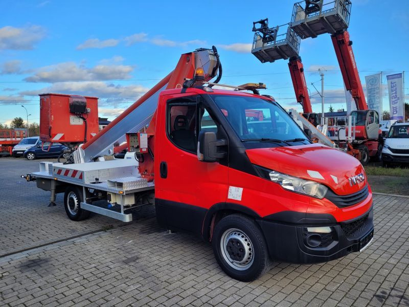 Iveco Daily 35S11 podnośnik koszowy 20 m Multitel MT202DS - Автовишка: снимка 2 Iveco Daily 35S11 podnośnik koszowy 20 m Multitel MT202DS - Автовишка: снимка 2