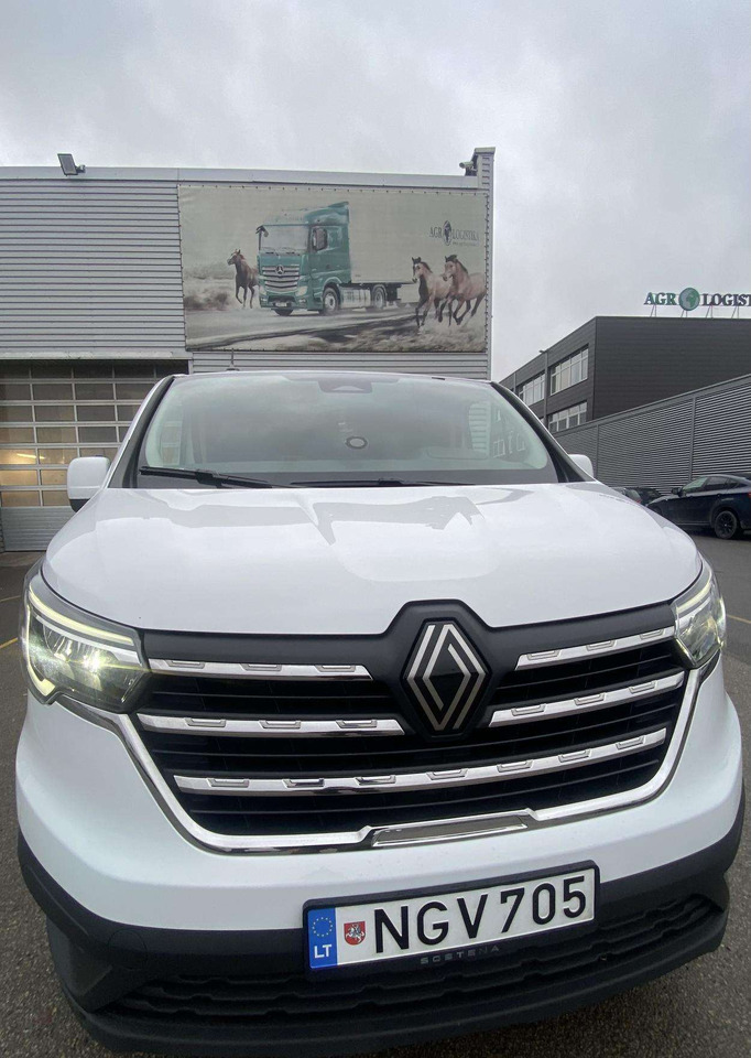 Renault Trafic - Микробус, Пътнически бус: снимка 1 Renault Trafic - Микробус, Пътнически бус: снимка 1