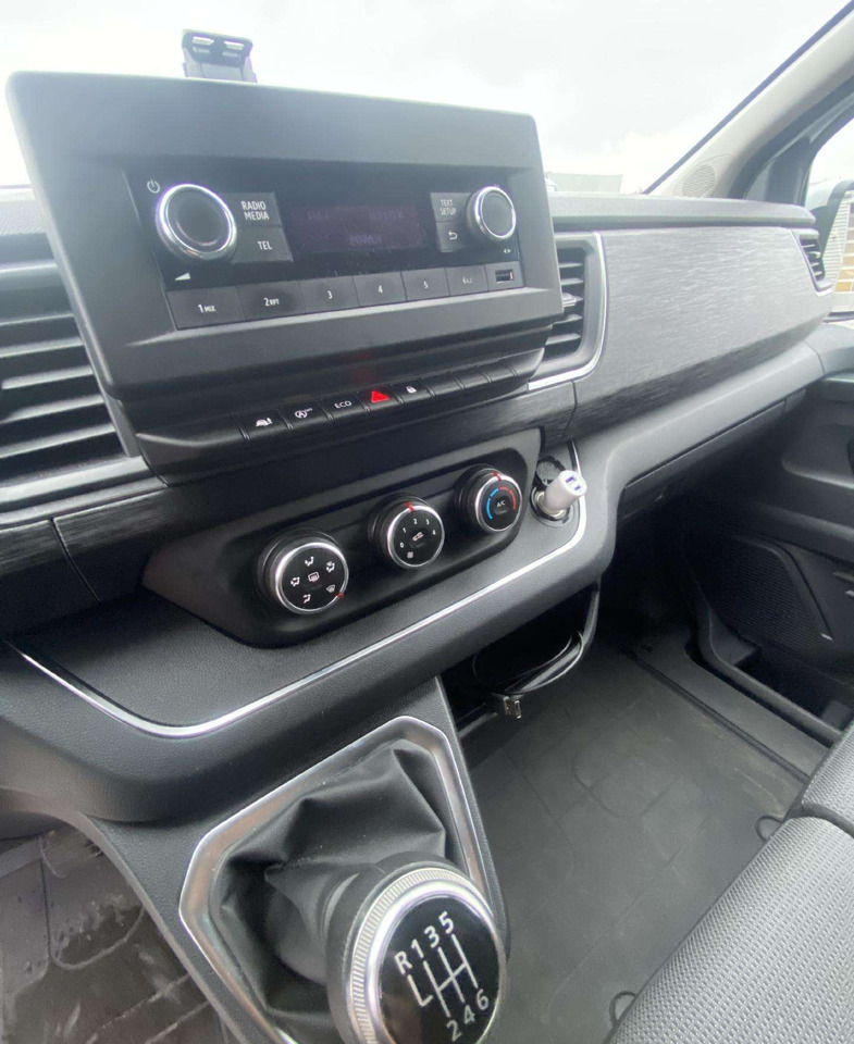 Renault Trafic - Микробус, Пътнически бус: снимка 5 Renault Trafic - Микробус, Пътнически бус: снимка 5