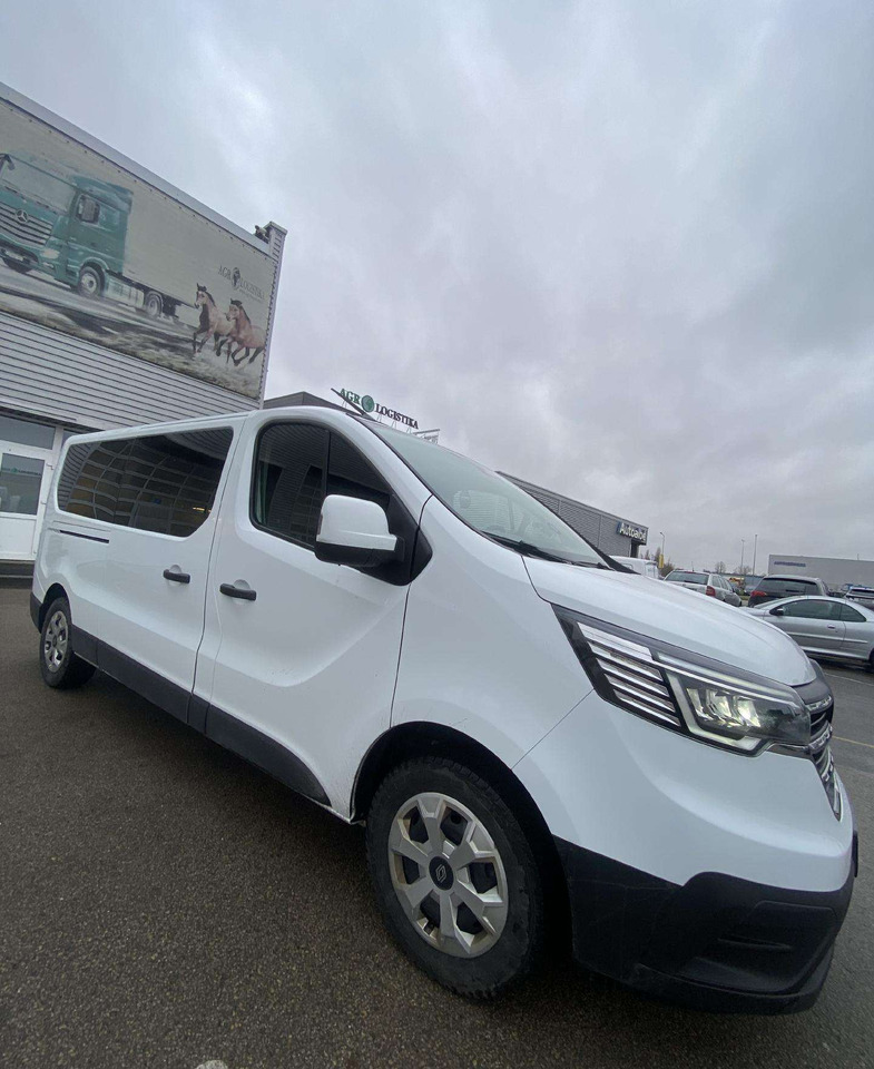 Renault Trafic - Микробус, Пътнически бус: снимка 3 Renault Trafic - Микробус, Пътнически бус: снимка 3