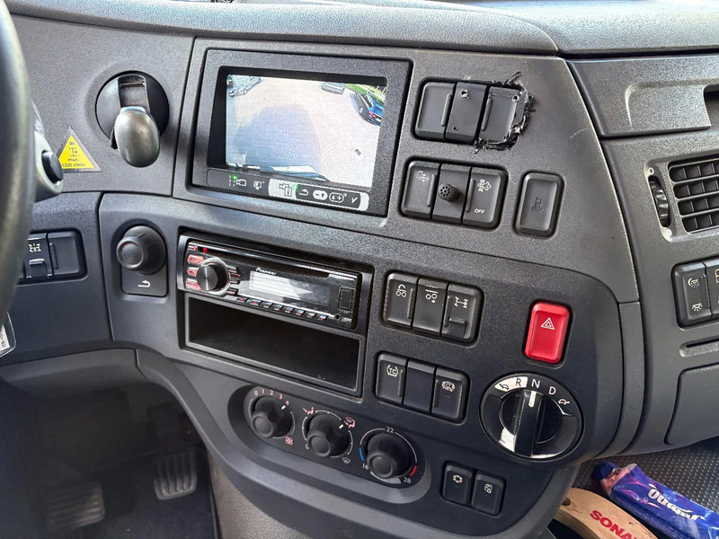 Лизинг на DAF XF 440 6x2 / VDL 21 TON / AFNET SYSTEEM / DUBBELLUCHT SLEPER / APK - TUV JUNI 2026 / DAF XF 440 6x2 / VDL 21 TON / AFNET SYSTEEM / DUBBELLUCHT SLEPER / APK - TUV JUNI 2026 /: снимка 12