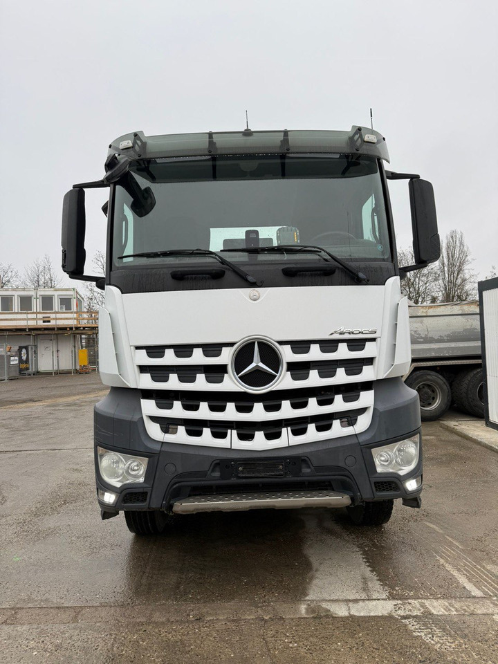 MERCEDES-BENZ Arocs 3245 - Мултилифт с кука камион: снимка 4 MERCEDES-BENZ Arocs 3245 - Мултилифт с кука камион: снимка 4