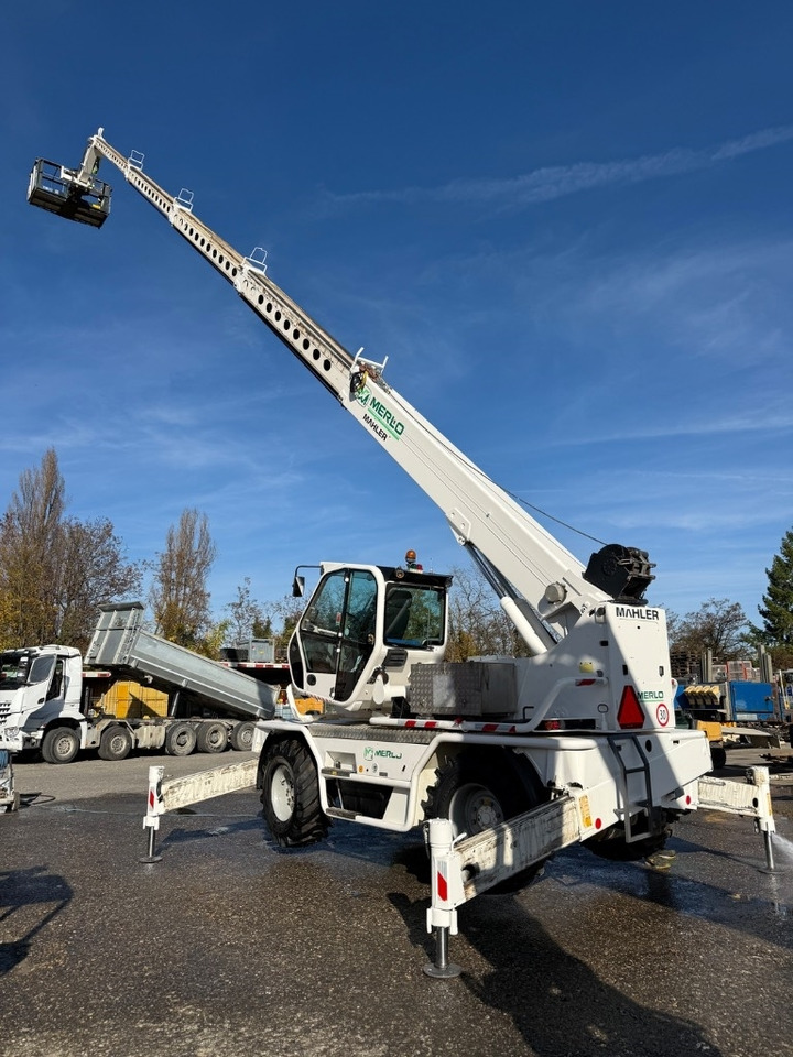 Merlo Roto 40.25 MCSS - Телескопичен товарач: снимка 3 Merlo Roto 40.25 MCSS - Телескопичен товарач: снимка 3