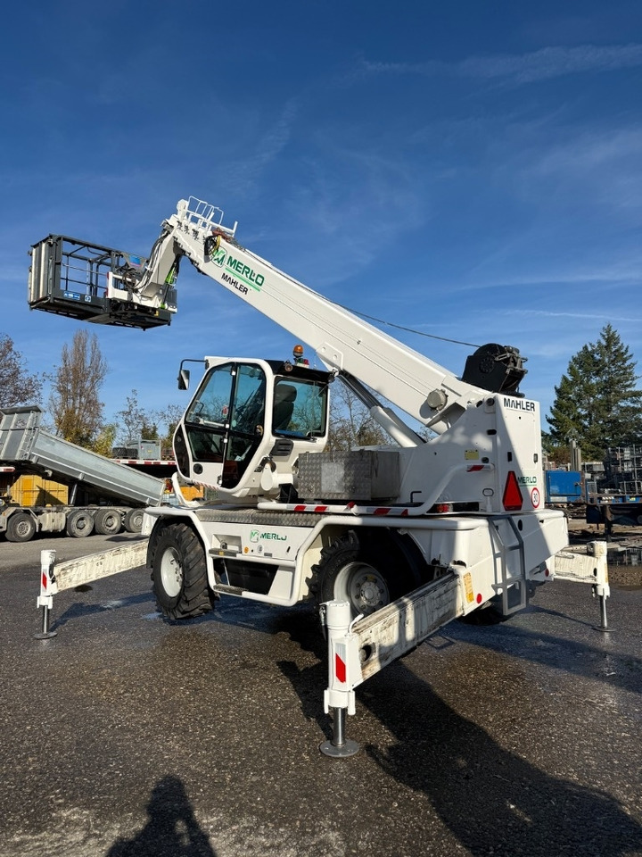 Merlo Roto 40.25 MCSS - Телескопичен товарач: снимка 4 Merlo Roto 40.25 MCSS - Телескопичен товарач: снимка 4