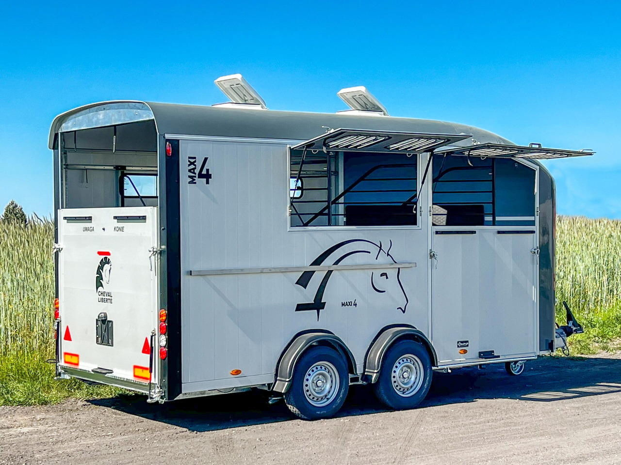 CHEVAL LIBERTÉ MAXI 4 - OPTIMAX - Ремарке за коне: снимка 3 CHEVAL LIBERTÉ MAXI 4 - OPTIMAX - Ремарке за коне: снимка 3