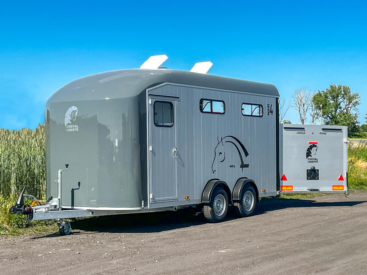 CHEVAL LIBERTÉ MAXI 4 - OPTIMAX - Ремарке за коне: снимка 1 CHEVAL LIBERTÉ MAXI 4 - OPTIMAX - Ремарке за коне: снимка 1
