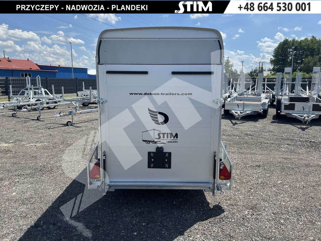 Cheval Liberté C300 - Затворена каросерия ремарке: снимка 4 Cheval Liberté C300 - Затворена каросерия ремарке: снимка 4