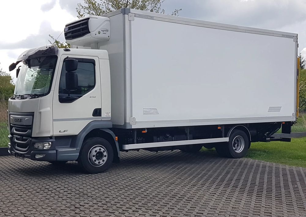DAF 12T LF 210 WINDA CHŁODNIA 14EP 5,79x2,48x2,29 KLIMA AGREGAT - Рефрижератор камион: снимка 2 DAF 12T LF 210 WINDA CHŁODNIA 14EP 5,79x2,48x2,29 KLIMA AGREGAT - Рефрижератор камион: снимка 2