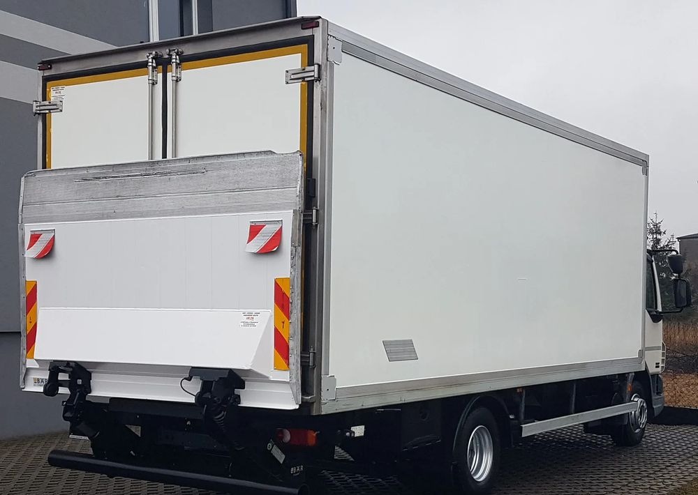 DAF LF 45.180 WINDA CHŁODNIA 15EP 6,20x2,45x2,19 KLIMA - Рефрижератор камион: снимка 4 DAF LF 45.180 WINDA CHŁODNIA 15EP 6,20x2,45x2,19 KLIMA - Рефрижератор камион: снимка 4
