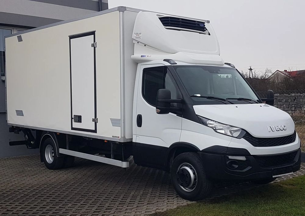 Iveco Daily 70-170 WINDA CHŁODNIA 10EP AGREGAT IZOTERMA - Рефрижератор камион: снимка 1 Iveco Daily 70-170 WINDA CHŁODNIA 10EP AGREGAT IZOTERMA - Рефрижератор камион: снимка 1