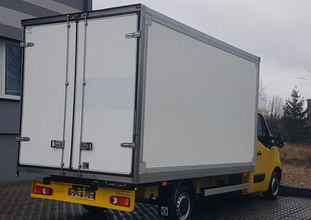 Renault MASTER KONTENER 8EP 4,21x2,23x2,22 KLIMA MANUAL KRAJOWY 6-BIEGÓW - Лекотоварен автомобил фургон: снимка 4 Renault MASTER KONTENER 8EP 4,21x2,23x2,22 KLIMA MANUAL KRAJOWY 6-BIEGÓW - Лекотоварен автомобил фургон: снимка 4