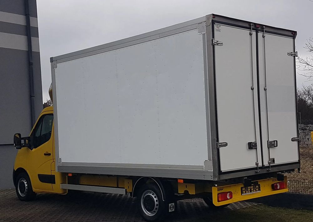 Renault MASTER KONTENER 8EP 4,21x2,23x2,22 KLIMA MANUAL KRAJOWY 6-BIEGÓW - Лекотоварен автомобил фургон: снимка 3 Renault MASTER KONTENER 8EP 4,21x2,23x2,22 KLIMA MANUAL KRAJOWY 6-BIEGÓW - Лекотоварен автомобил фургон: снимка 3