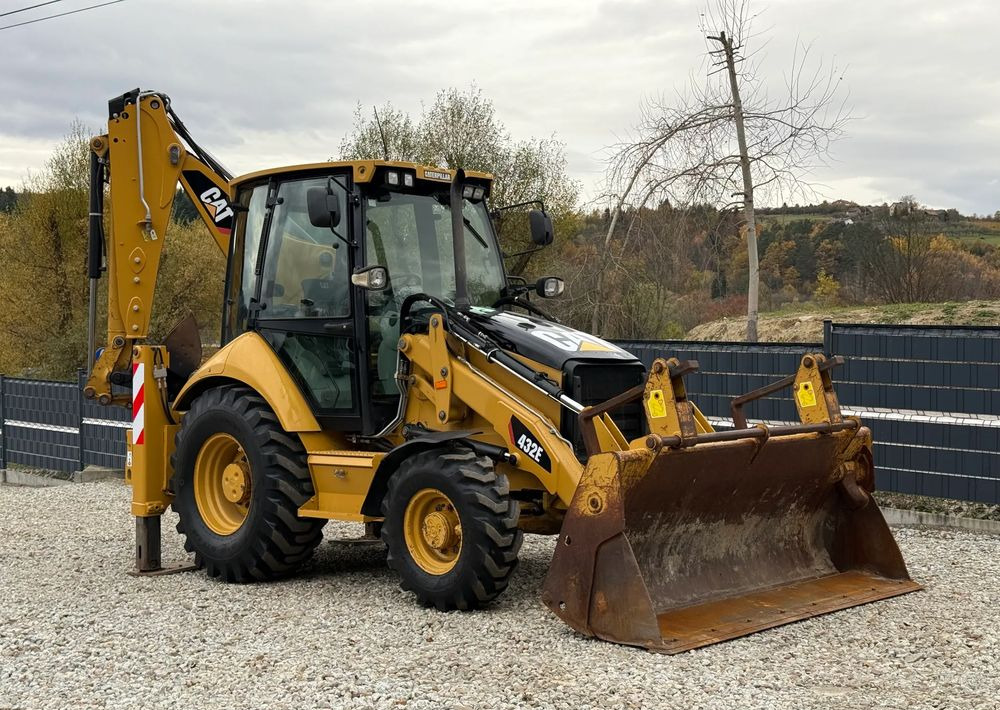 Caterpillar * Koparko Ładowarka * CAT 432 E * Caterpillar * Joystick * Stan Idealny - Багер-товарач: снимка 2 Caterpillar * Koparko Ładowarka * CAT 432 E * Caterpillar * Joystick * Stan Idealny - Багер-товарач: снимка 2