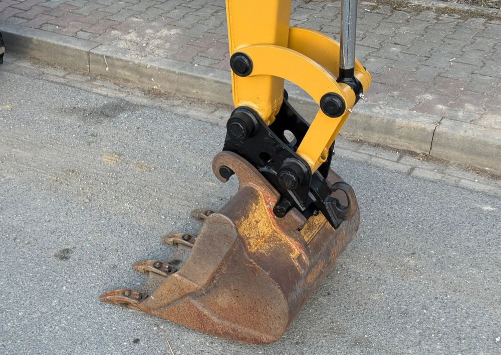 Caterpillar Minikoparka * CAT 303.5 E CR * Sprowadzona ! * Bardzo Dobry Stan * Minikoparka - Верижен багер: снимка 4 Caterpillar Minikoparka * CAT 303.5 E CR * Sprowadzona ! * Bardzo Dobry Stan * Minikoparka - Верижен багер: снимка 4