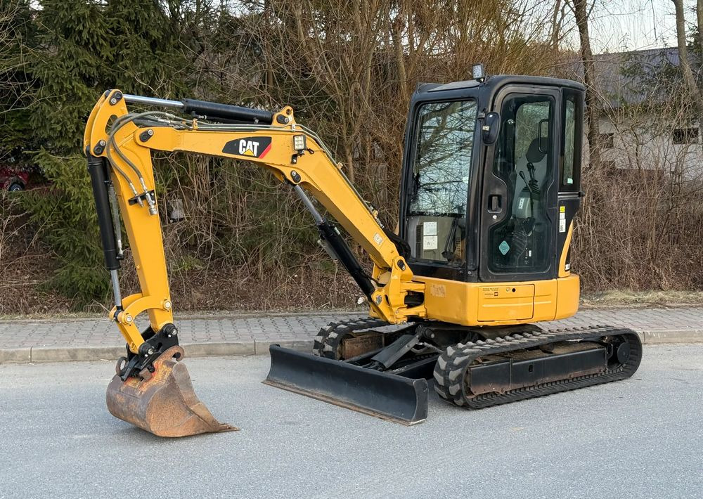 Caterpillar Minikoparka * CAT 303.5 E CR * Sprowadzona ! * Bardzo Dobry Stan * Minikoparka - Верижен багер: снимка 1 Caterpillar Minikoparka * CAT 303.5 E CR * Sprowadzona ! * Bardzo Dobry Stan * Minikoparka - Верижен багер: снимка 1
