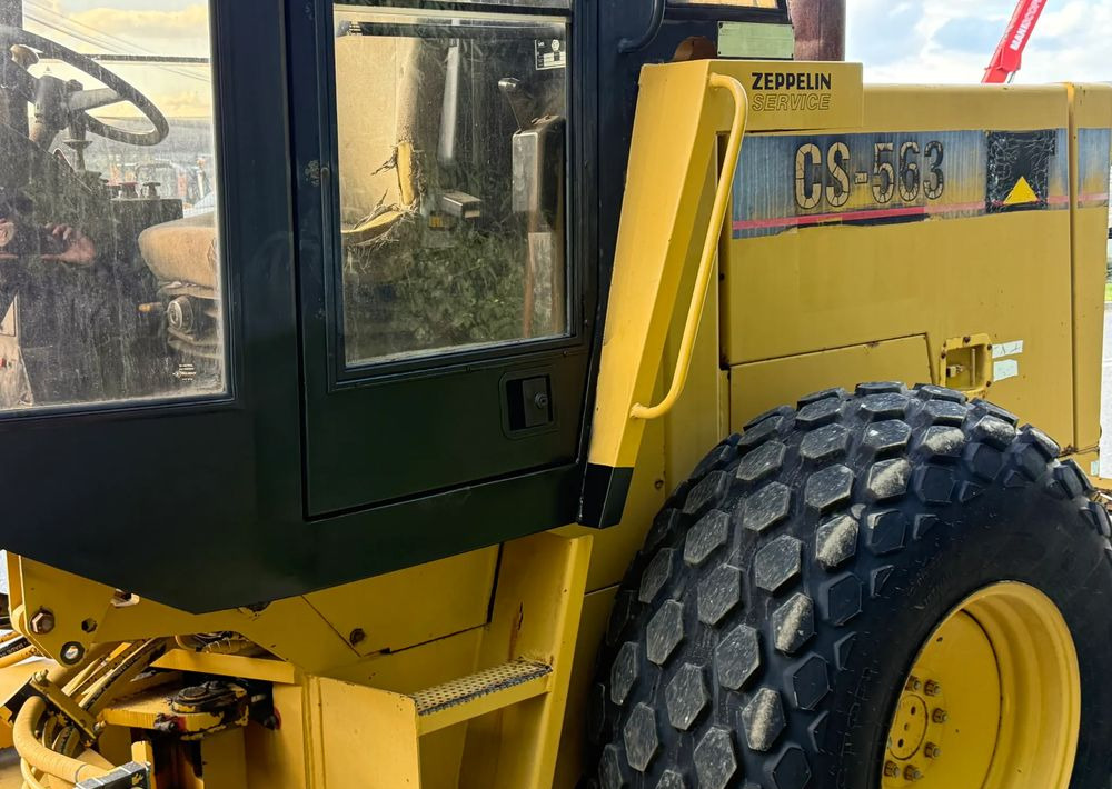 Валяк Caterpillar * Walec Drogowy CAT CS-563 *: снимка 15