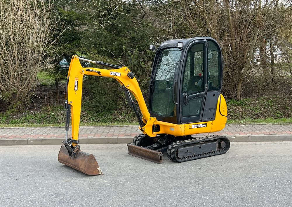 JCB MINIKOPARKA JCB 8018 3 Łyżki Stan IDEALNY - Мини багер: снимка 2 JCB MINIKOPARKA JCB 8018 3 Łyżki Stan IDEALNY - Мини багер: снимка 2