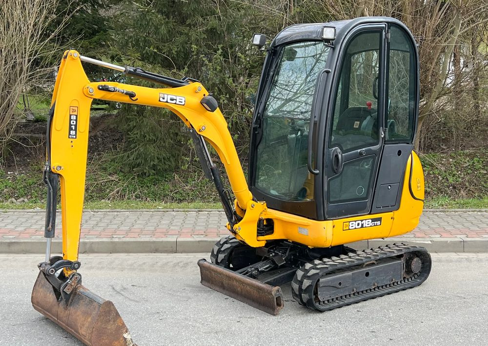 JCB MINIKOPARKA JCB 8018 3 Łyżki Stan IDEALNY - Мини багер: снимка 3 JCB MINIKOPARKA JCB 8018 3 Łyżki Stan IDEALNY - Мини багер: снимка 3