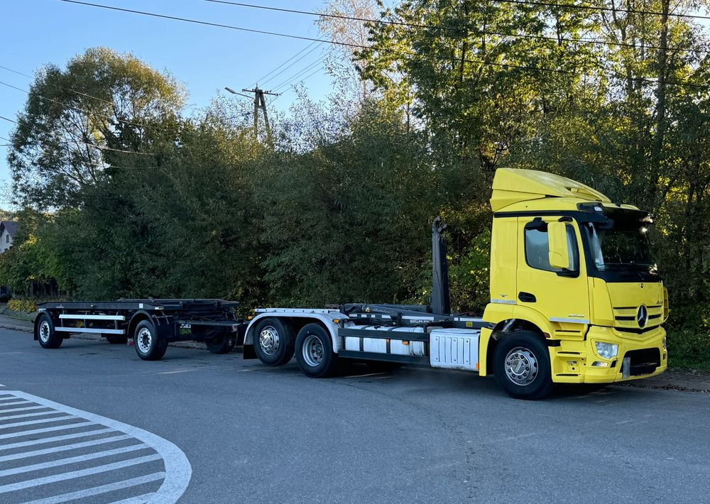 Kögel * Przyczepa Do Przewozu Kontenerów * - Мултилифт/ Лифтдъмпер ремарке: снимка 2 Kögel * Przyczepa Do Przewozu Kontenerów * - Мултилифт/ Лифтдъмпер ремарке: снимка 2