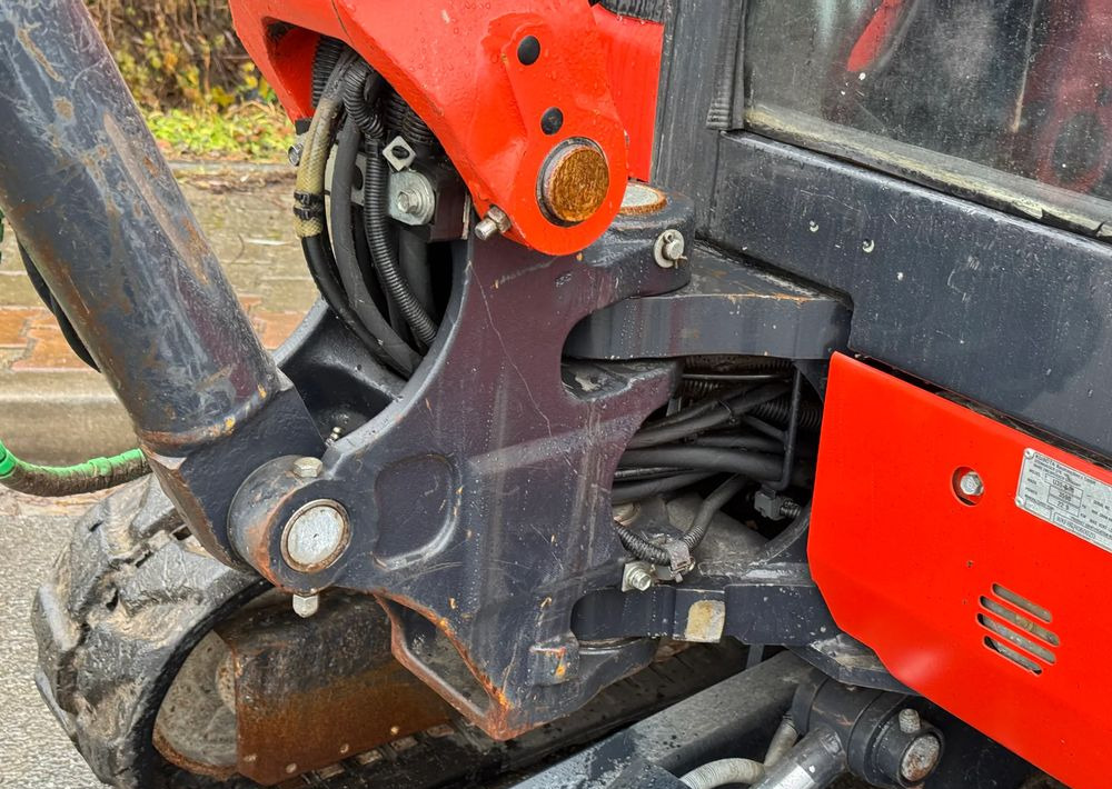 Мини багер Kubota * Sprowadzona * Minikoparka * Kubota U 35-3&3 * 3.5 Ton *: снимка 19 Мини багер Kubota * Sprowadzona * Minikoparka * Kubota U 35-3&3 * 3.5 Ton *: снимка 19