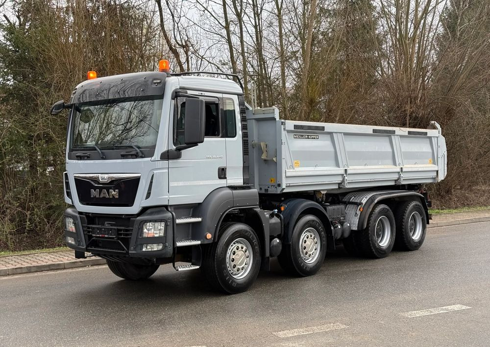 MAN * Kiper * Wywrotka * 35-440 * MAN TGS 8X4 Bordmatic * Jak Nowy * Stan Perfekcyjny * - Самосвал камион: снимка 2 MAN * Kiper * Wywrotka * 35-440 * MAN TGS 8X4 Bordmatic * Jak Nowy * Stan Perfekcyjny * - Самосвал камион: снимка 2