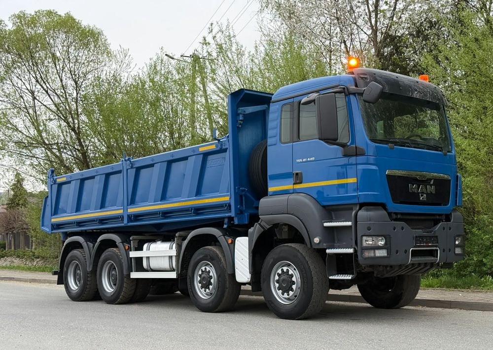 MAN * Kiper * Wywrotka * 35-440 * MAN TGS * 8X8 * Bordmatic * Bardzo Dobry Stan - Самосвал камион: снимка 2 MAN * Kiper * Wywrotka * 35-440 * MAN TGS * 8X8 * Bordmatic * Bardzo Dobry Stan - Самосвал камион: снимка 2