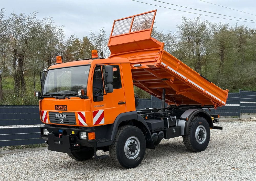 MAN * MAN 10-220 * Wywrotka Kiper Meiller * 4x4 * Zimowe Utrzymanie * Unimog * - Самосвал камион: снимка 1 MAN * MAN 10-220 * Wywrotka Kiper Meiller * 4x4 * Zimowe Utrzymanie * Unimog * - Самосвал камион: снимка 1