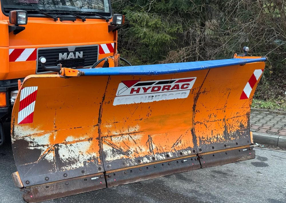 MAN * MAN LE 10.220 *Kiper Wywrotka * 4x4 * Pług Piaskarka * Zimowe Utrzymanie * Sprowadzony * HDS MKG * - Самосвал камион: снимка 3 MAN * MAN LE 10.220 *Kiper Wywrotka * 4x4 * Pług Piaskarka * Zimowe Utrzymanie * Sprowadzony * HDS MKG * - Самосвал камион: снимка 3