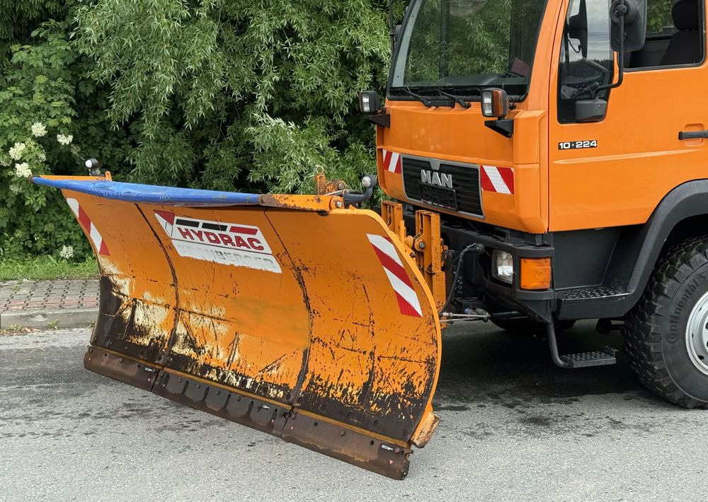 MAN * MAN LE 10.220 *Kiper Wywrotka * 4x4 * Pług Piaskarka * Zimowe Utrzymanie * Sprowadzony * HDS MKG * - Самосвал камион: снимка 5 MAN * MAN LE 10.220 *Kiper Wywrotka * 4x4 * Pług Piaskarka * Zimowe Utrzymanie * Sprowadzony * HDS MKG * - Самосвал камион: снимка 5