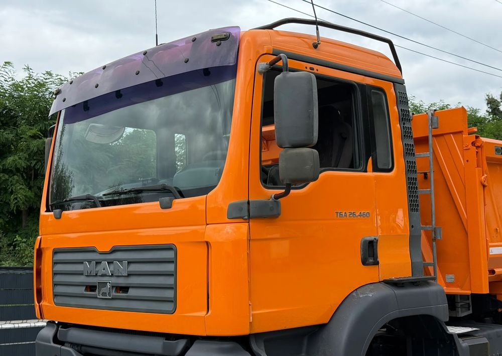 MAN * TGA 26.460 MAN * Kiper / Wywrotka * 6x4 * Bordmatik * Bardzo Dobry Stan - Самосвал камион: снимка 4 MAN * TGA 26.460 MAN * Kiper / Wywrotka * 6x4 * Bordmatik * Bardzo Dobry Stan - Самосвал камион: снимка 4