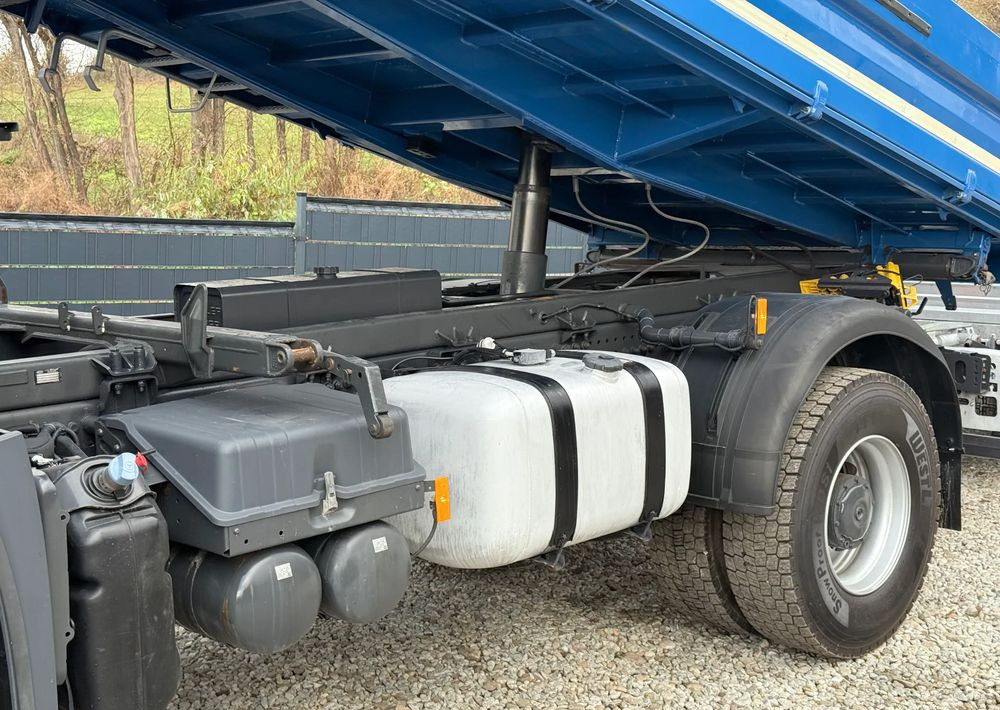 Самосвал камион Mercedes-Benz * Arocs * 4X4 * JAK NOWY * Wywrotka Kiper Meiller+ Przyczepa * Zestaw Sprowadzony * 80.700 km Oryginalnie * Mercedes: снимка 21 Самосвал камион Mercedes-Benz * Arocs * 4X4 * JAK NOWY * Wywrotka Kiper Meiller+ Przyczepa * Zestaw Sprowadzony * 80.700 km Oryginalnie * Mercedes: снимка 21