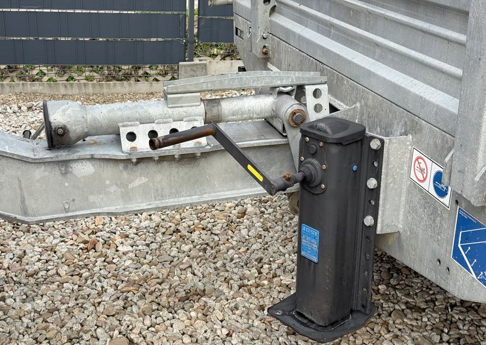 Самосвал камион Mercedes-Benz * Arocs * 4X4 * JAK NOWY * Wywrotka Kiper Meiller+ Przyczepa * Zestaw Sprowadzony * 80.700 km Oryginalnie * Mercedes: снимка 24 Самосвал камион Mercedes-Benz * Arocs * 4X4 * JAK NOWY * Wywrotka Kiper Meiller+ Przyczepa * Zestaw Sprowadzony * 80.700 km Oryginalnie * Mercedes: снимка 24