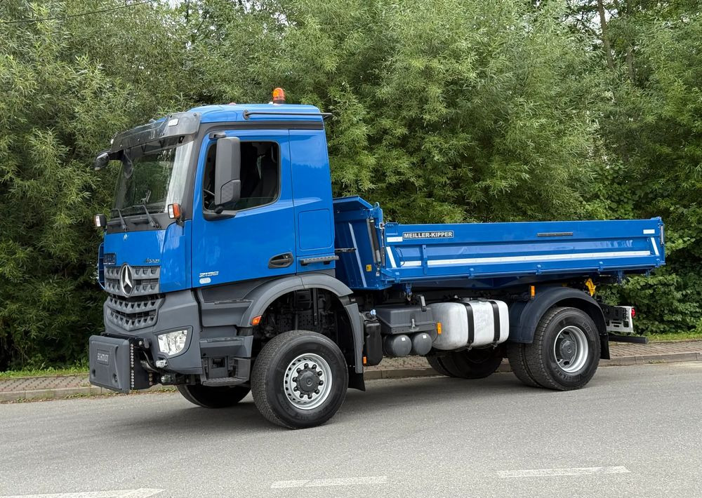 Mercedes-Benz * Arocs * 4X4 * JAK NOWY * Wywrotka Kiper Meiller * Sprowadzony * 80.700 km Oryginalnie * Mercedes - Самосвал камион: снимка 3 Mercedes-Benz * Arocs * 4X4 * JAK NOWY * Wywrotka Kiper Meiller * Sprowadzony * 80.700 km Oryginalnie * Mercedes - Самосвал камион: снимка 3