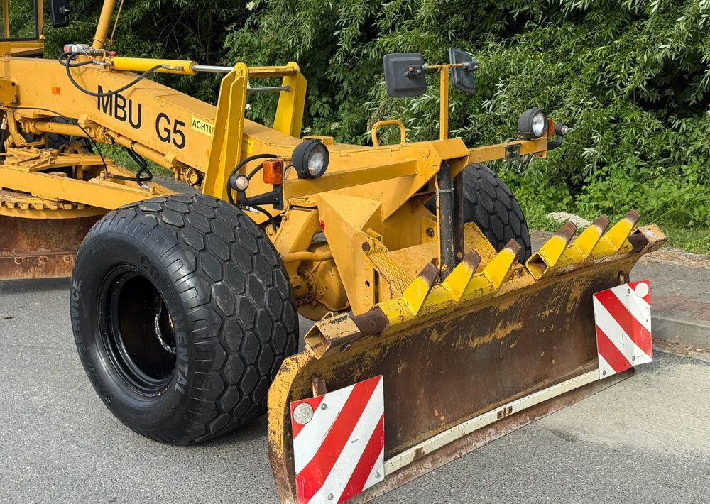 O&K * Równiarka * MBU G50 * Sprowadzona * 2 Osie * 4x4 * Maszyna Drogowa - Валяк: снимка 3 O&K * Równiarka * MBU G50 * Sprowadzona * 2 Osie * 4x4 * Maszyna Drogowa - Валяк: снимка 3