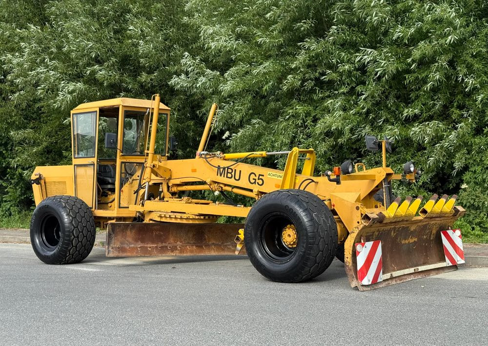 O&K * Równiarka * MBU G50 * Sprowadzona * 2 Osie * 4x4 * Maszyna Drogowa - Валяк: снимка 2 O&K * Równiarka * MBU G50 * Sprowadzona * 2 Osie * 4x4 * Maszyna Drogowa - Валяк: снимка 2