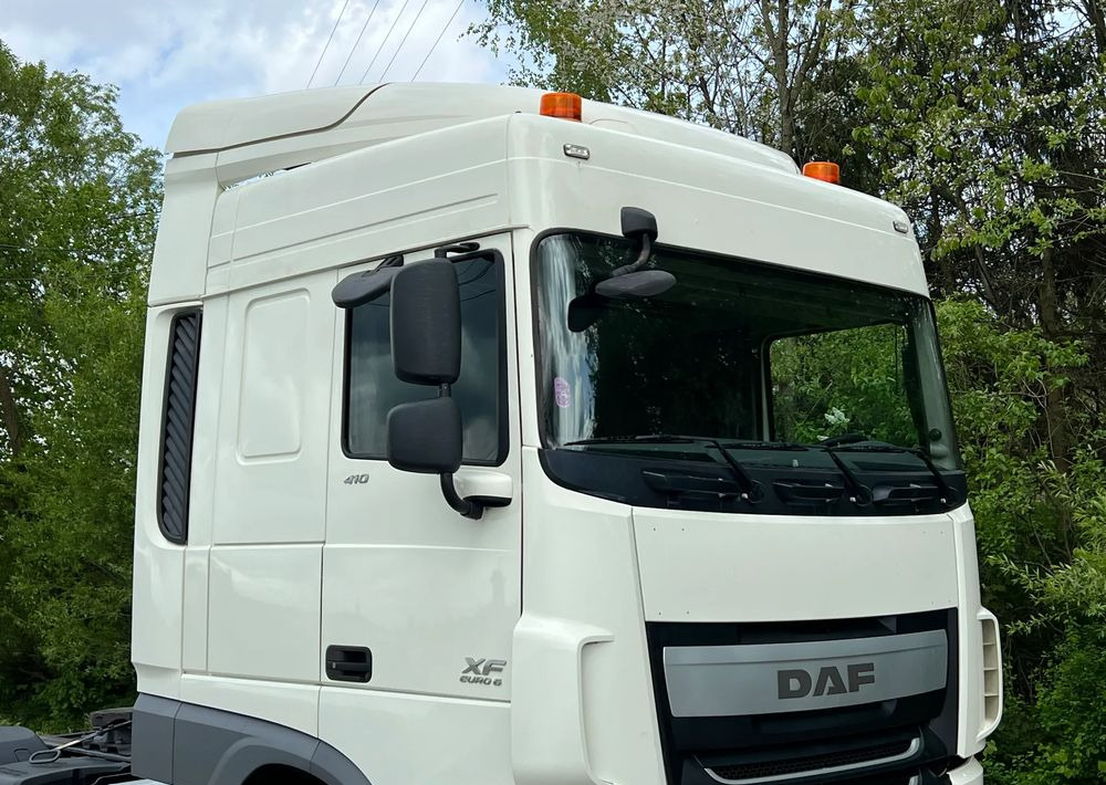 DAF *DAF XF 106 410 Euro 6 * Sprowadzony * Klima Retarder * Bardzo Dobry Stan * Ciągnik Siodłowy - Влекач: снимка 4 DAF *DAF XF 106 410 Euro 6 * Sprowadzony * Klima Retarder * Bardzo Dobry Stan * Ciągnik Siodłowy - Влекач: снимка 4