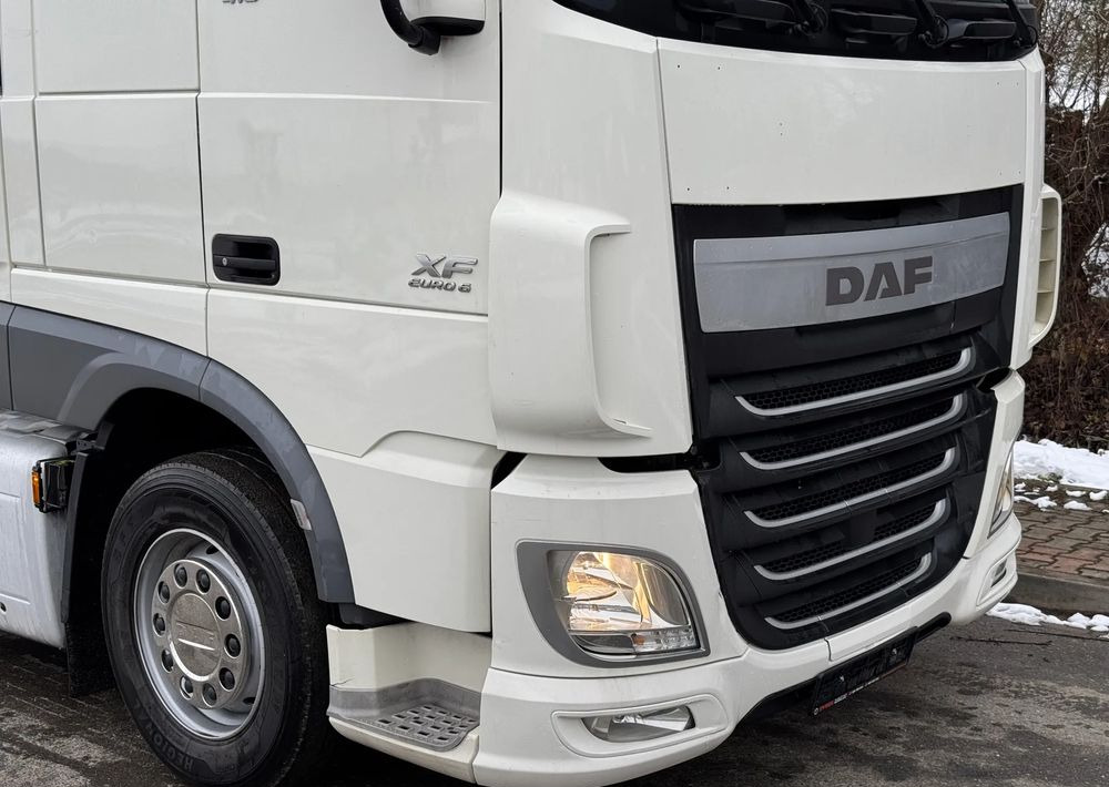 DAF * Zestaw * DAF 106 Euro 6 + Naczepa Krone * Bardzo Dobry Stan - Влекач, Брезентово полуремарке: снимка 3 DAF * Zestaw * DAF 106 Euro 6 + Naczepa Krone * Bardzo Dobry Stan - Влекач, Брезентово полуремарке: снимка 3