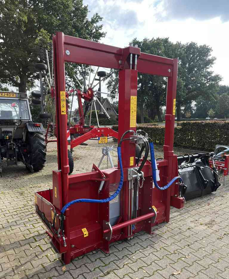 BVL Megastar 170 kuilsnijder voermachines - Оборудване за силаж: снимка 3 BVL Megastar 170 kuilsnijder voermachines - Оборудване за силаж: снимка 3