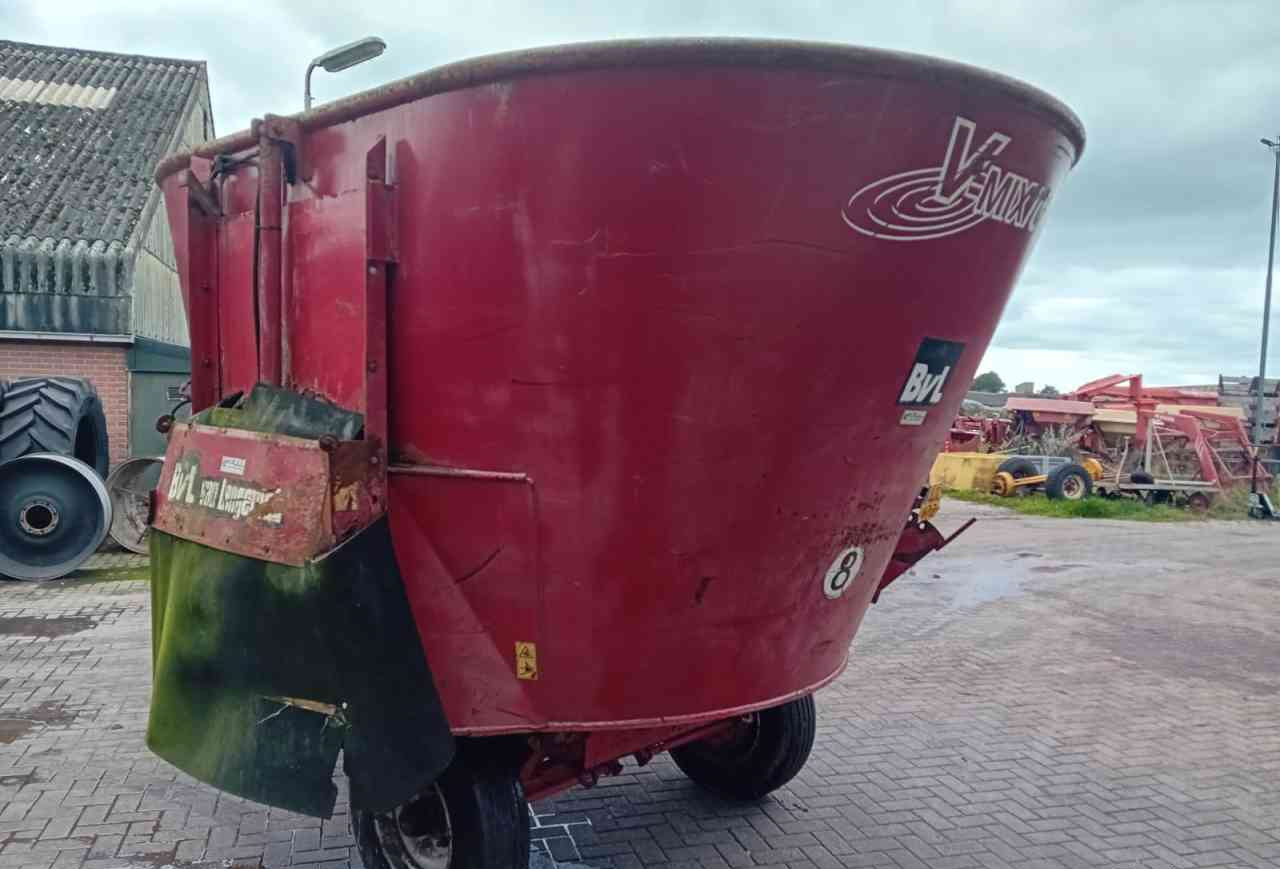 BVL V-Mix 10 voermengwagen - Миксер-вагон: снимка 4 BVL V-Mix 10 voermengwagen - Миксер-вагон: снимка 4