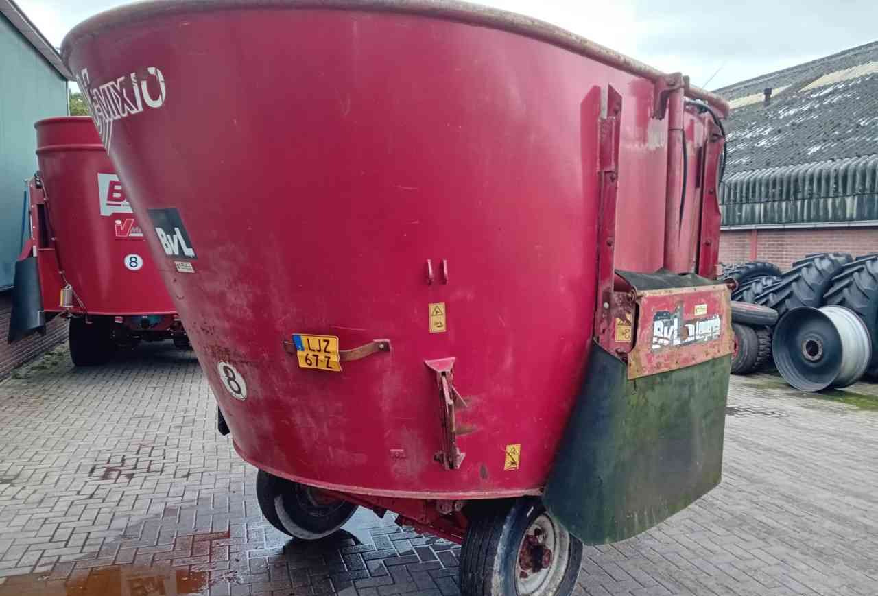 BVL V-Mix 10 voermengwagen - Миксер-вагон: снимка 3 BVL V-Mix 10 voermengwagen - Миксер-вагон: снимка 3