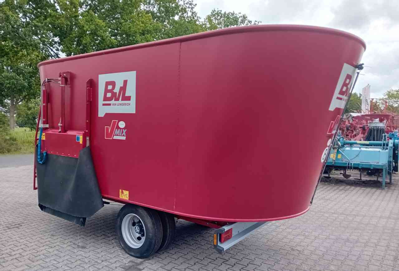 BVL V-Mix Plus 22-2S Voermengwagen Voermachines - Миксер-вагон: снимка 3 BVL V-Mix Plus 22-2S Voermengwagen Voermachines - Миксер-вагон: снимка 3