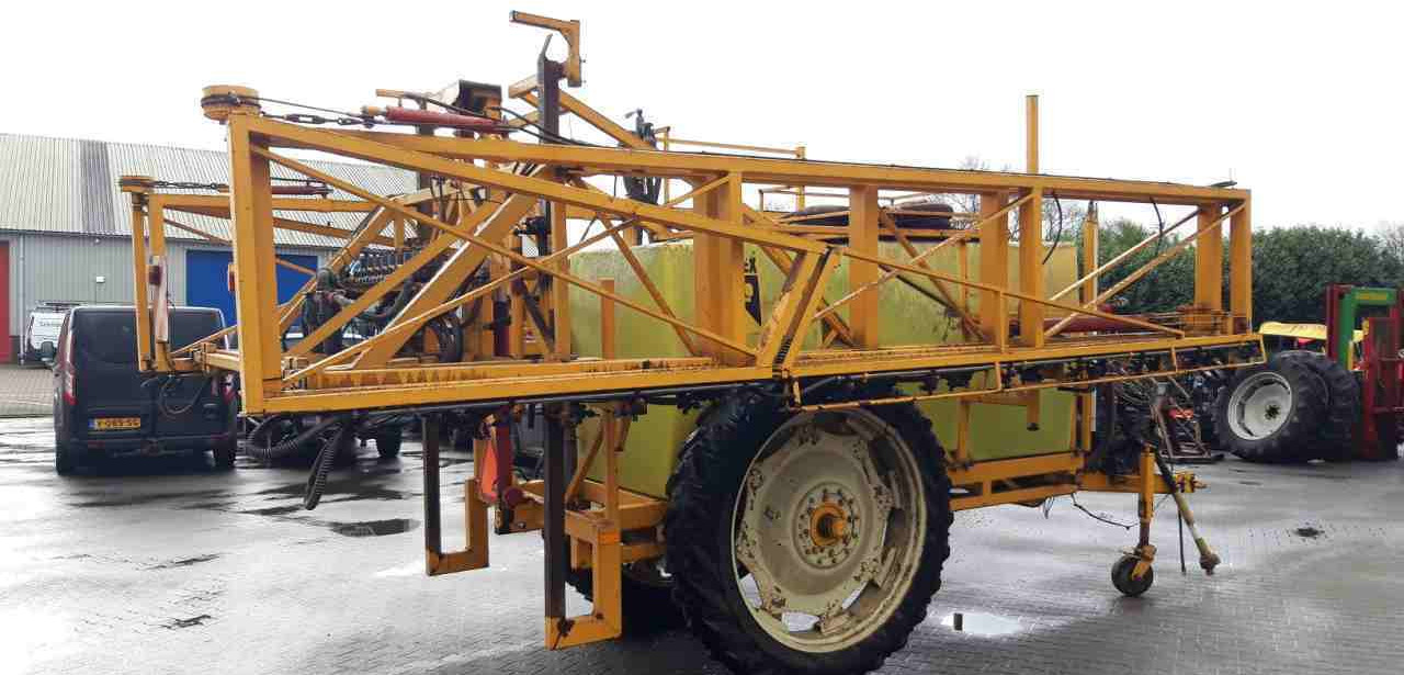 Dubex Vector 33 m. 3200 l. veldspuiten - Прикачна пръскачка: снимка 3 Dubex Vector 33 m. 3200 l. veldspuiten - Прикачна пръскачка: снимка 3