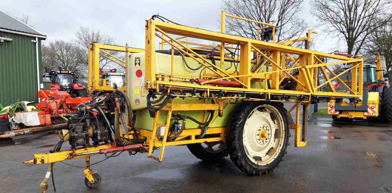 Dubex Vector 33 m. 3200 l. veldspuiten - Прикачна пръскачка: снимка 1 Dubex Vector 33 m. 3200 l. veldspuiten - Прикачна пръскачка: снимка 1