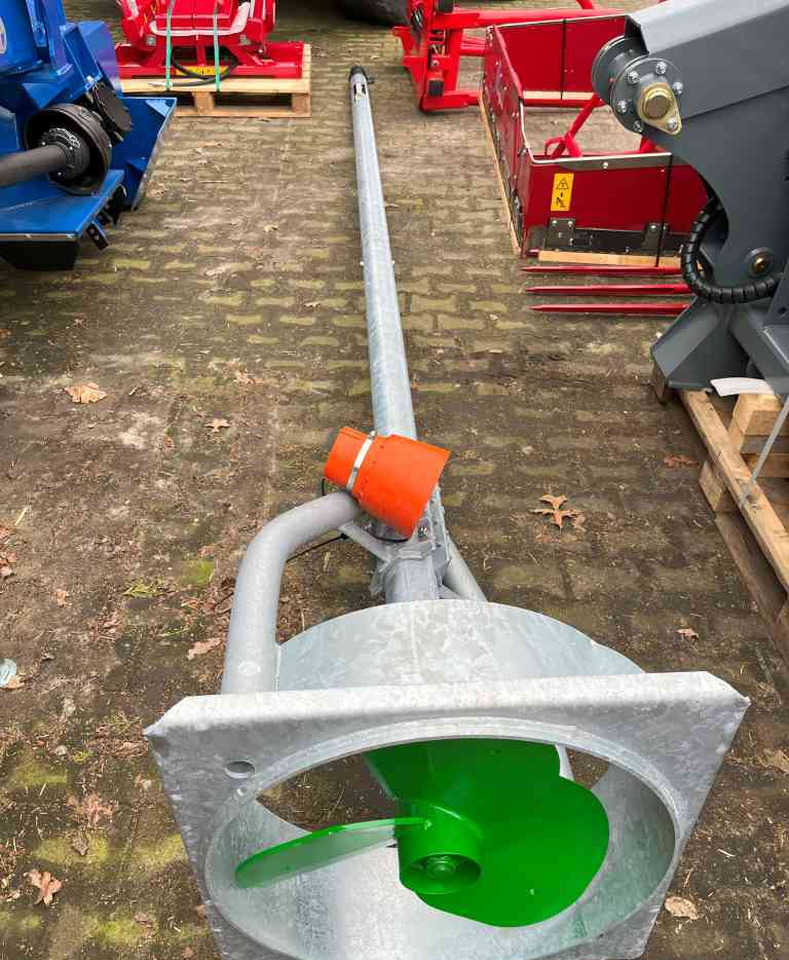 Holaras Mammoet 500 mestmixer mestverwerking - Машина за торене: снимка 1 Holaras Mammoet 500 mestmixer mestverwerking - Машина за торене: снимка 1