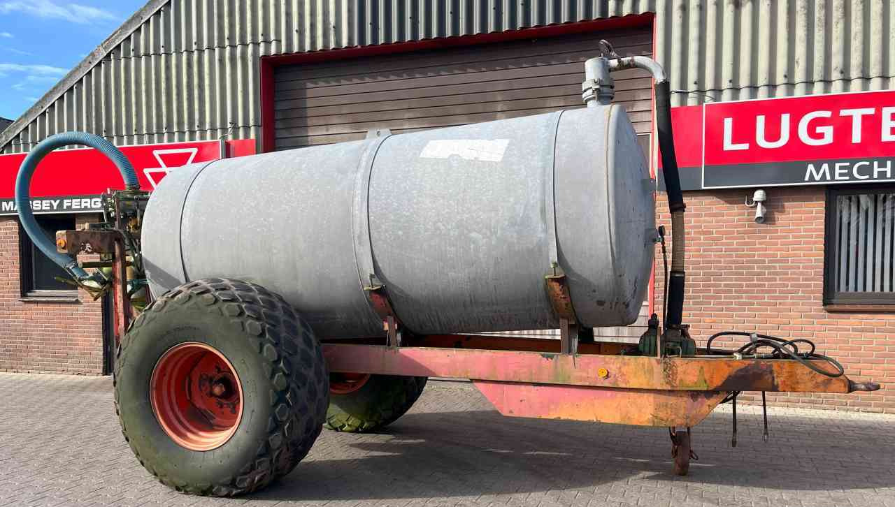 Jako 5000 Liter mesttank mestverwerking - Цистерна за течен тор: снимка 2 Jako 5000 Liter mesttank mestverwerking - Цистерна за течен тор: снимка 2