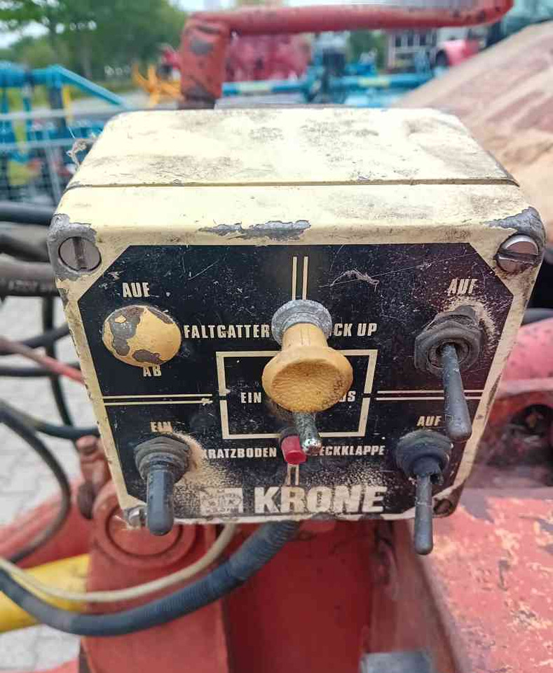 Krone Turbo 3500 enkelas - Саморазтоварващо се ремарке: снимка 5 Krone Turbo 3500 enkelas - Саморазтоварващо се ремарке: снимка 5