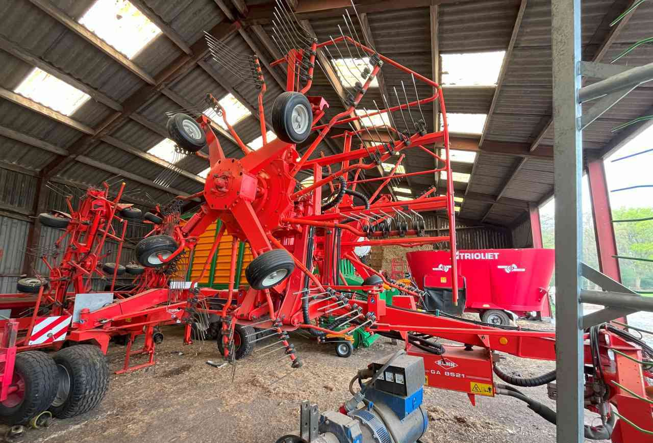 Kuhn GA 8521 zwadhark zwiller rugger rake weidebouwmachines - Гребло/ Сенообръщачка: снимка 2 Kuhn GA 8521 zwadhark zwiller rugger rake weidebouwmachines - Гребло/ Сенообръщачка: снимка 2