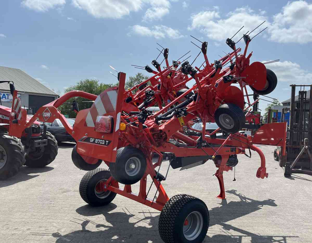 Kuhn GF8703T Schudder Tedder Kreiselheuer weidebouwmachines - Гребло/ Сенообръщачка: снимка 5 Kuhn GF8703T Schudder Tedder Kreiselheuer weidebouwmachines - Гребло/ Сенообръщачка: снимка 5